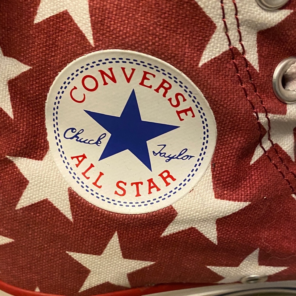 Converse - Picture 2 of 2